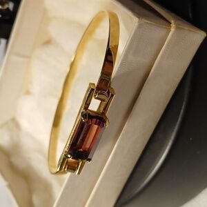 Vintage Avon Goldtone Bracelet Costume Jewelry with Purple Faceted Faux Jewel